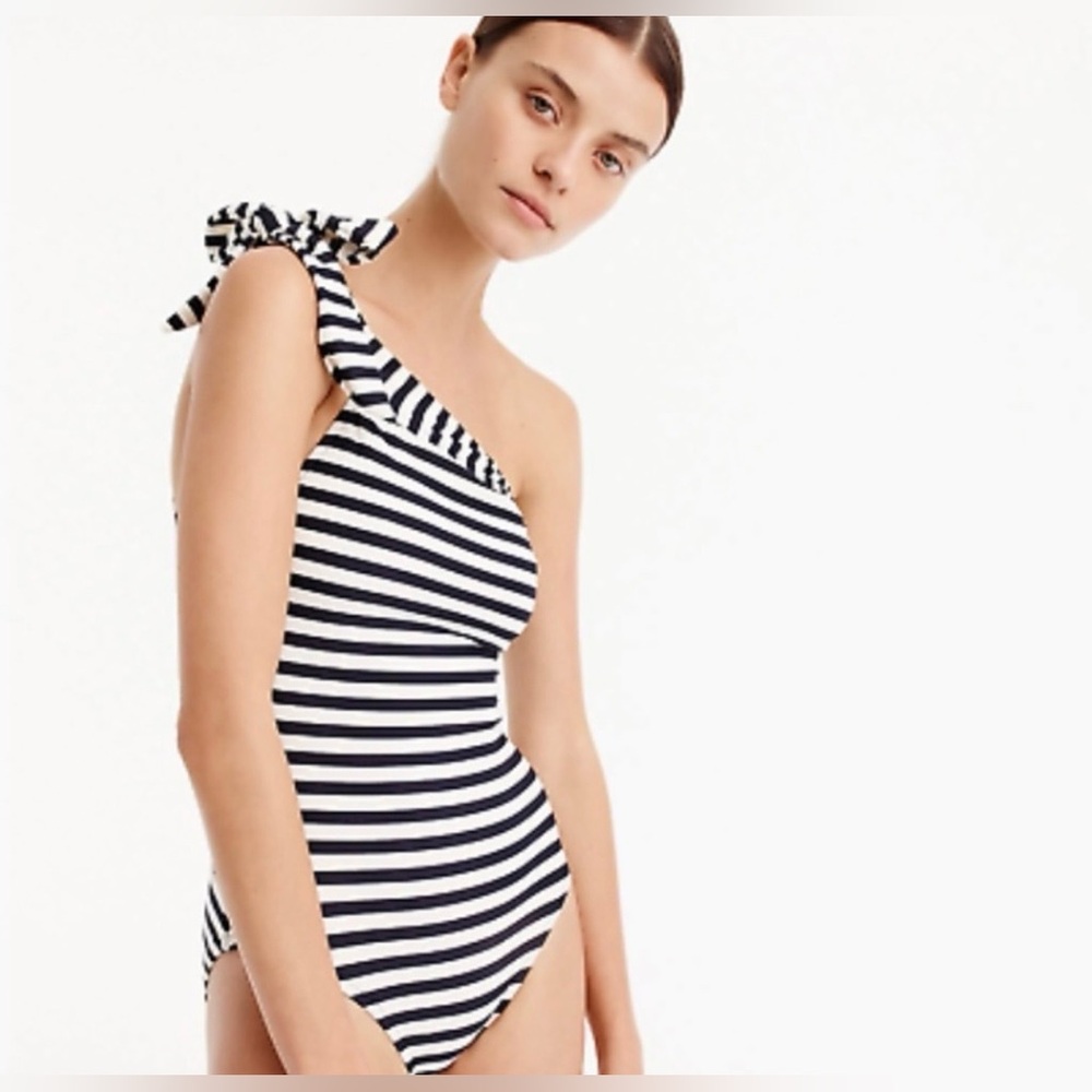 J. Crew Women’s Stripe One Shoulder One Piece Swimsuit Navy/Ivory Size 2 NWT